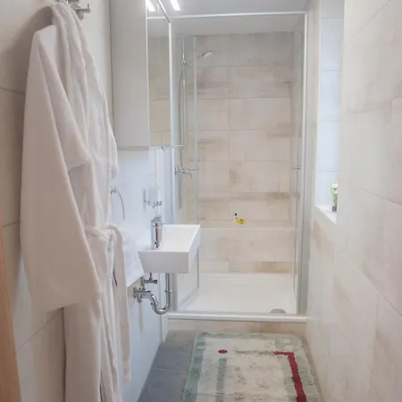 Zur Schwarzach Vendégház Greding